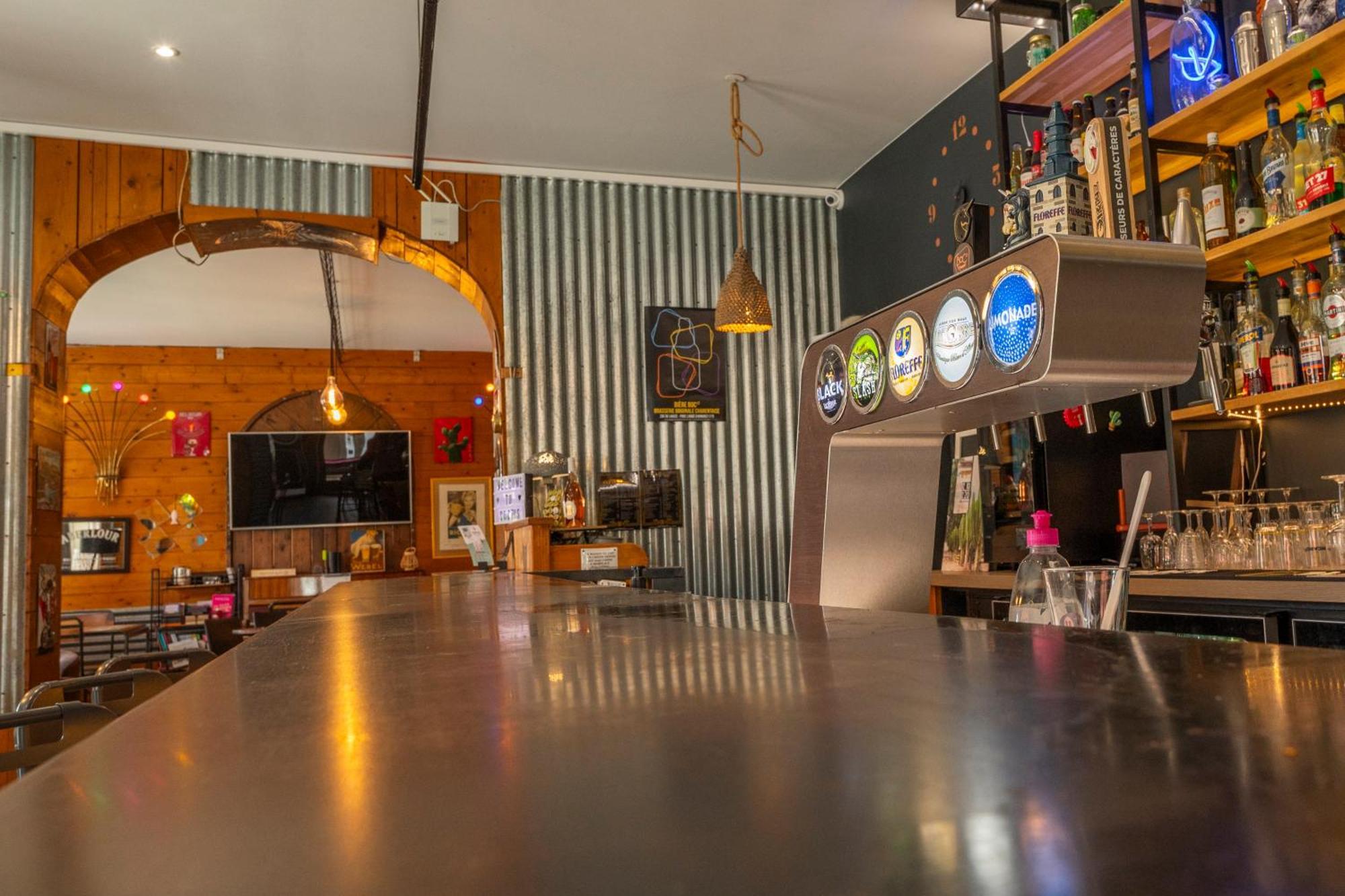 Les Pins Hotel 3*